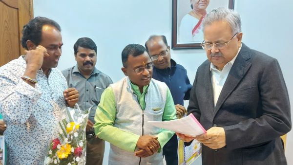  महाराष्ट्र मंडल के प्रस्तावित आयोग की विस्तृत रिपोर्ट चाहते हैं डा. रमन