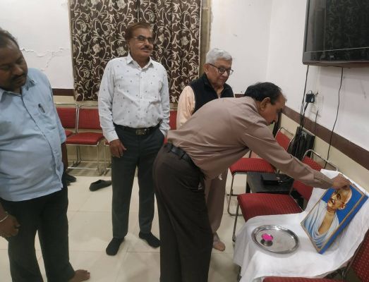 शहीद दिवस पर देश के बलिदानियों का महाराष्ट्र मंडल में पुण्य स्मरण