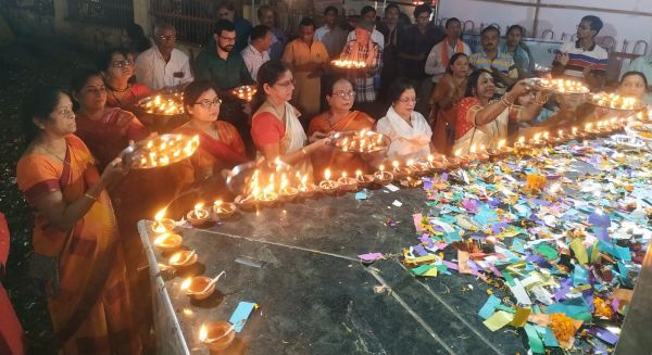  महाराष्ट्र मंडल ने 395 दीयों से की शिवाजी महाराज की महाआरती