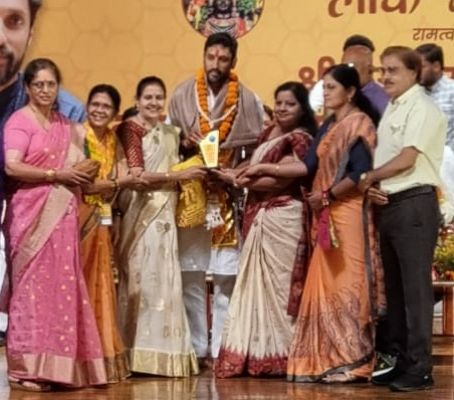  रामलला विग्रह के मूर्तिकार योगीराज का महाराष्ट्र मंडल ने किया अभिनंदन
