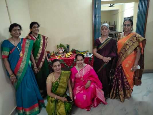  ‘चैत्रगौरी’ नाटक की प्रस्तुति में ज्योति और श्रद्धा ने बताया हिंदू त्योहारों के महत्व