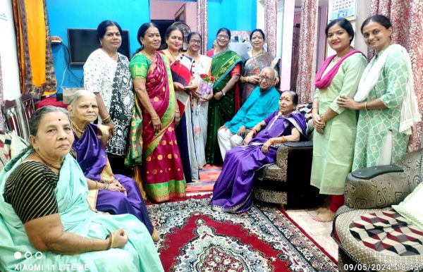  80वें जन्मदिन पर महाराष्ट्र मंडल की मंजुल देवरस का सम्मान