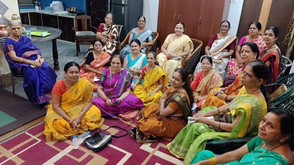 महाराष्ट्र मंडळ की महिला केंद्रों की टीम ने मंदिरों में किया राम रक्षा स्तोत्र और हनुमान चालीसा का पाठ