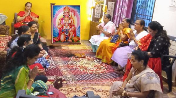 महिला केंद्रों में उत्साह के साथ हुआ रामरक्षा स्तोत्र और हनुमान चालीसा पाठ