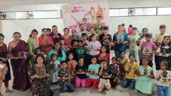  बच्चों और बड़ों ने दिया बाल गजानन को आकार... बोले गणपति बप्पा मोरिया