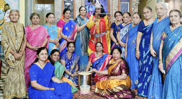  कोटा- बूढापारा केंद्र की महिलाओं ने मनाया कृष्ण जन्माष्टमी