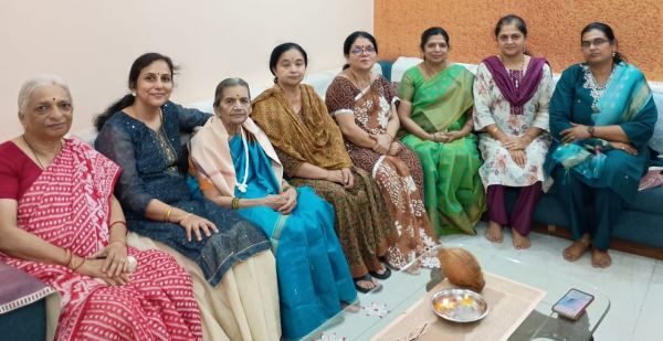 महाराष्ट्र मंडल के वृद्धजन सभासदों की दीवाली की खुशियां हुई दोगुनी