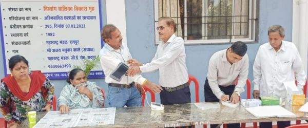  वरिष्&zwj;ठ नागरिकों का स्&zwj;वास्&zwj;थ्&zwj;य परीक्षण किया गया सियान गुड़ी में