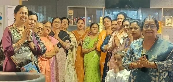 महिलाओं ने किया रामरक्षा स्तोत्र और हनुमान चालीसा का पाठ