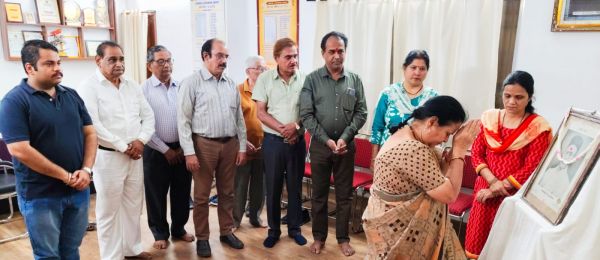  सावरकर ने हिंदुत्व को राष्ट्रीयता का आधार बनायाः कालेले