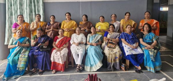 महिला केंद्रों में हुआ रामरक्षा स्त्रोत और हनुमान चालीसा पाठ