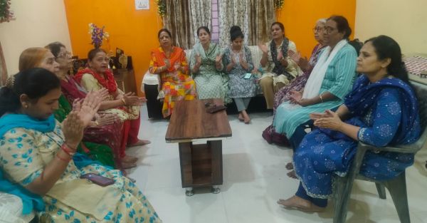 होली मिलन में हुआ राम रक्षा स्तोत्र और हनुमान चालीसा का पाठ