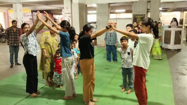 महाराष्ट्र मंडल के बाल संस्कार शिविर में बच्चों ने खेला &lsquo;घोड़ा बदाम छाई और पोशांपा भाई पोशांपा&rsquo;
