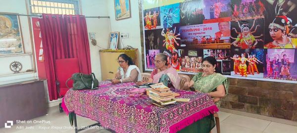 शंकर नगर बालवाचनालय में आर्ट ऑफ लिविंग हैपीनेस शिविर शुरू