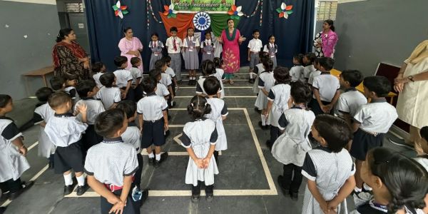 संत ज्ञानेश्वर स्कूल के बच्चों ने मनाई नाग पंचमी