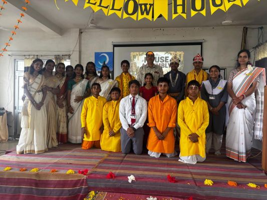  संत ज्ञानेश्वर विद्यालय में मनाया गया ओणम उत्सव.... बच्चों ने दी नाट्य प्रस्तुति
