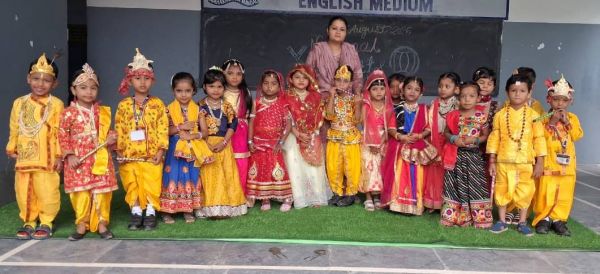 संत ज्ञानेश्वर स्कूल के बच्चों ने मनाई संत ज्ञानेश्वर जयंती और कृष्ण जन्माष्टमी