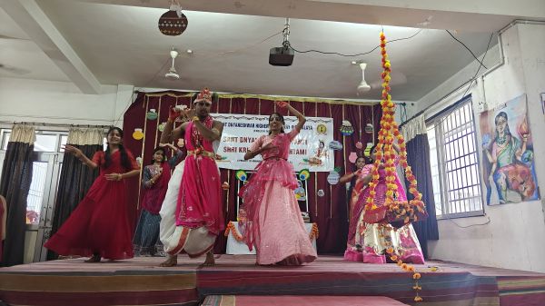 संत ज्ञानेश्वर विद्यालय में हर्षोल्लास के साथ मनाया गया जन्माष्टमी