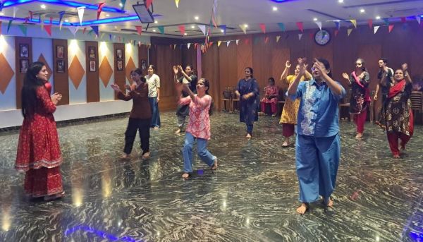 महाराष्ट्र मंडल में शुरू हुआ गरबा प्रशिक्षण.. पहले दिन प्रतिभागियों में दिखा उत्साह