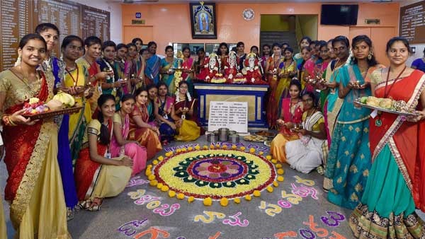 भारत की धरोहर....पूरे वर्ष नौ न्यू ईयर मनाता है पूरा भारत