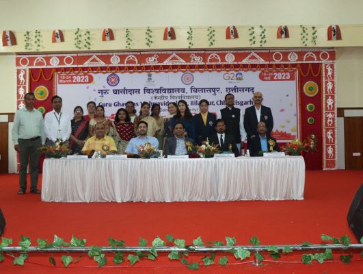 सात दिवसीय एनएसएस शिविर का उद्घाटन, कुलपति बोले- राष्ट्रीय एकता का आदर्श प्रतीक बने शिविर