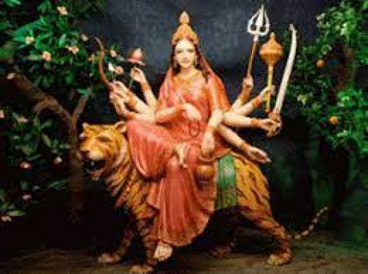 नवरात्रिः तीसरे दिन मां चंद्रघंटा की करें पूजा... घर में आएगी सुख, समृद्धि और खुशहाली