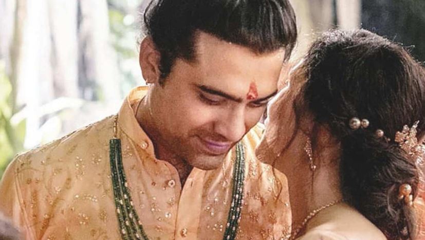 सिंगर जुबिन नौटियाल ने अपनी बचपन की प्रेमिका से की शादी