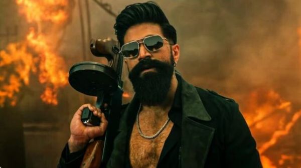 &lsquo;KGF 2&rsquo; से यूट्यूब हिलाने वाले यश, अब &lsquo;Toxic&rsquo; के टीजर से फिर मचाएंगे धमाका?