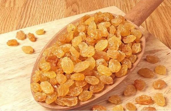 सेहत के लिए किशमिश का सेवन किसी वरदान से कम नहीं, जानें इसके फायदे