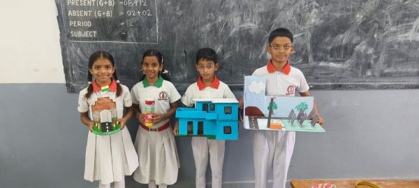 Best out of waste: संत ज्ञानेश्वर स्कूल के बच्चों ने दिखाई creativity