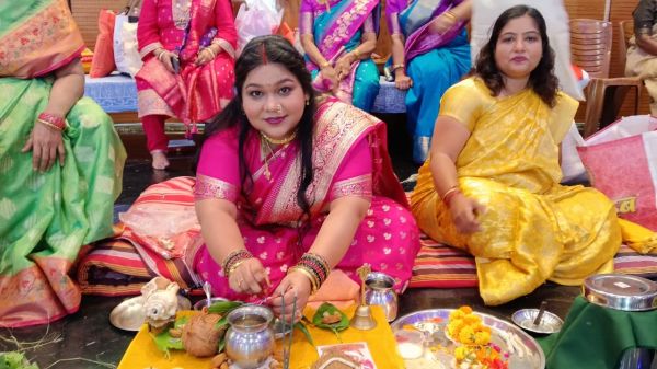 देखें तस्वीरें.....  महाराष्ट्र मंडळ में हुएसामूहिक मंगळागौरी व्रत उद्यापन की