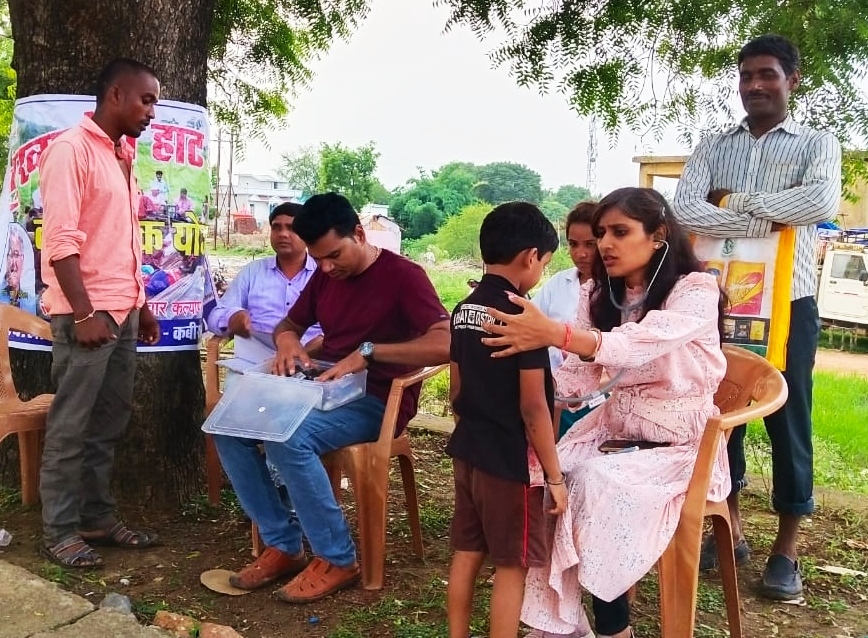  हाट बाजार क्लीनिक से दुर्गम इलाकों में सुलभ हुई स्वास्थ्य सेवाएं, प्रदेश में 84 लाख से अधिक मरीजों का हुआ उपचार