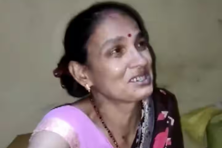 बेटे की हिमाकत पर बिलख रही मां... बोली, मेरा बेटा तो भगवान का भक्त था... जाने कैसे उठा लिया ऐसा कदम