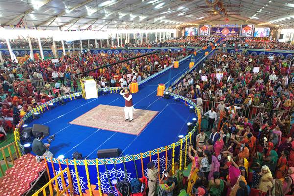 राखी पर्व पर बहनों को मिला विशेष उपहार... सावन के अवसर पर 450 रूपये में मिलेगा गैस सिलेण्डर