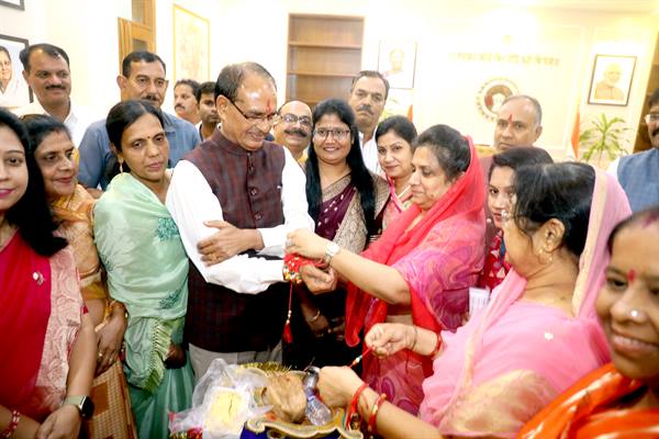 जब तक सांसें हैं बहनों के कल्याण का कार्य करता रहूँगा