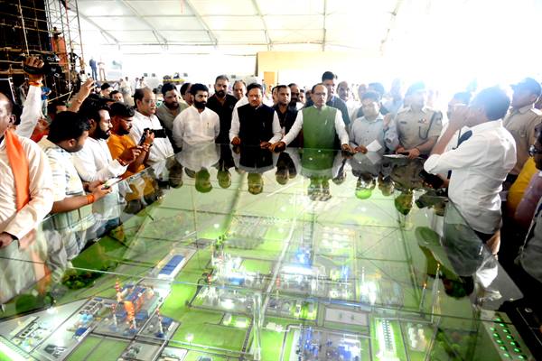 बीना रिफाइनरी पेट्रो केमिकल प्रोजेक्ट मध्य प्रदेश में एक स्थान पर आया हुआ सबसे बड़ा निवेश