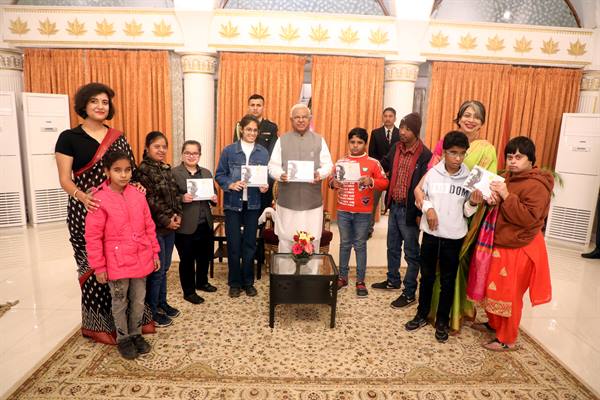 ईश्वर ने जो भी दिया है, उसे ताक़त बनाकर आगे बढ़ें : राज्यपाल