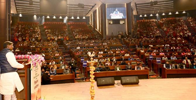  गणतंत्र दिवस समारोह में शामिल होने देश भर के सैकड़ों को किसानों को न्योता... कृषि मंत्री हुए रूबरू