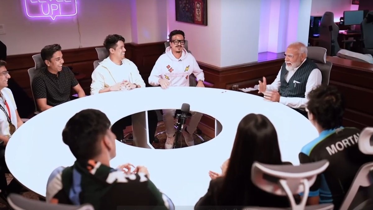 मोदी मिले भारत के टॉप-7 गेमर्स से.....महिला गेमर ने साझा किया अनुभव