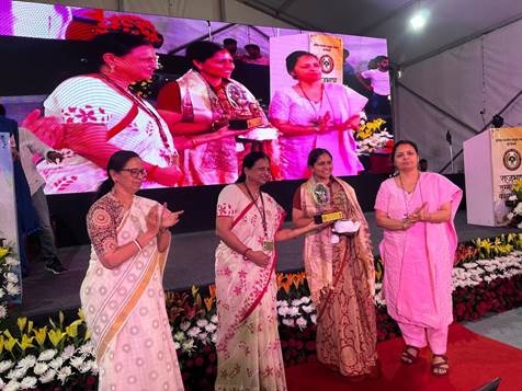 अखिल भारतीय आयुर्वेद संस्थान ने अंतर्राष्ट्रीय योग दिवस, 2024 के 10वें संस्करण का उत्सव मनाने के लिए एक जागरूकता कार्यक्रम आयोजित किया