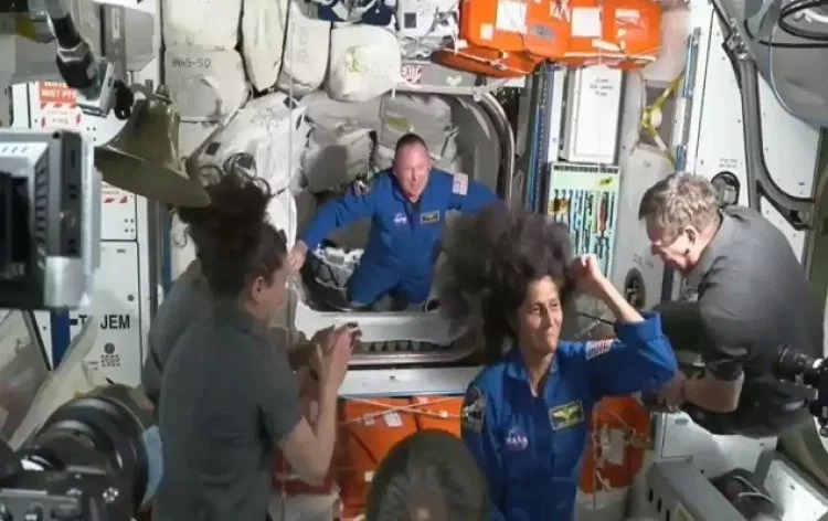 क्रू स्पेसक्राफ्ट को उड़ाने और उसका परीक्षण करने वाली पहली महिला बनी, भारतीय मूल की अंतरिक्ष यात्री सुनीता विलियम्स