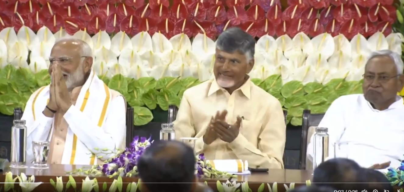 मोदी... मोदी&hellip;&rsquo; के नारों से गूंज उठी एनडीए की संसदीय दल की बैठक!