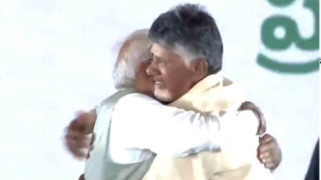 एन. चंद्रबाबू नायडू ने आज चौथी बार आंध्र प्रदेश के मुख्यमंत्री पद की शपथ ली : प्रधानमंत्री नरेंद्र मोदी हुये शामिल