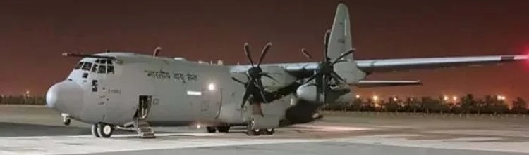 एयरफोर्स का विमान : कुवैत अग्निकांड में जान गंवाने वाले भारतीयों के शव लेकर कोच्चि पहुंचा 