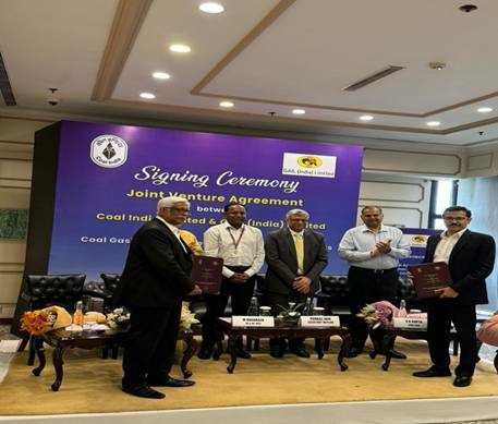 कोल इंडिया लिमिटेड और गेल ने कोयला से एसएनजी संयंत्र की स्थापना के लिए संयुक्त उद्यम पर हस्ताक्षर किए