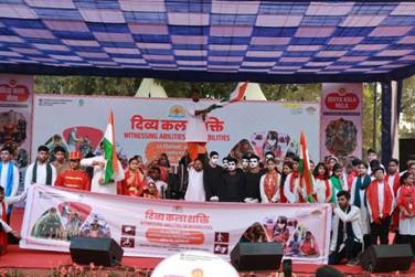 नई दिल्ली के इंडिया गेट में 3.5 करोड़ रुपये से ज्यादा की रिकॉर्ड बिक्री के साथ : 22वां दिव्य कला मेला संपन्न हुआ