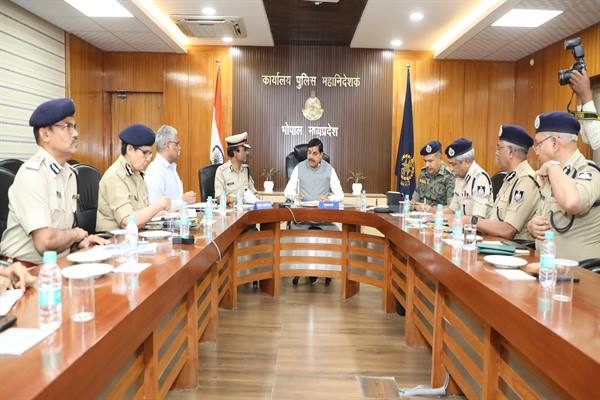 जनप्रतिनिधियों को सम्मान देने की पूर्व से मौजूद व्यवस्था को बनाएं प्रभावी : मुख्यमंत्री डॉ. यादव