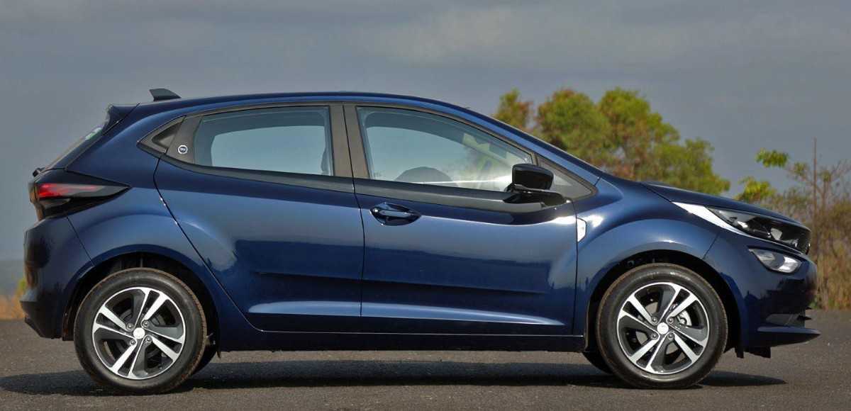 21 मई को लॉन्च हो सकती है Tata Altroz Facelift, जानें क्या होंगे बदलाव