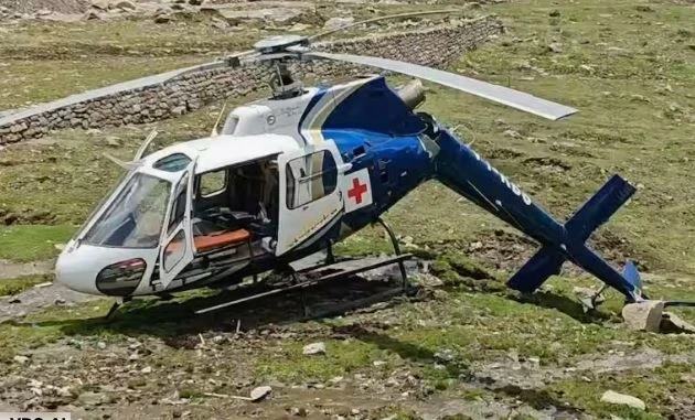  केदारनाथ में लैंडिंग के दौरान हेलीकॉप्टर क्रैश, इलाके में मची अफरा-तफरी
