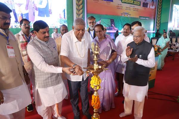 कृषि विकास से ही आयेगी देश में समृद्धि, मप्र की तर्ज पर हर राज्य में हों कृषि उद्योग समागम : उप राष्ट्रपति 